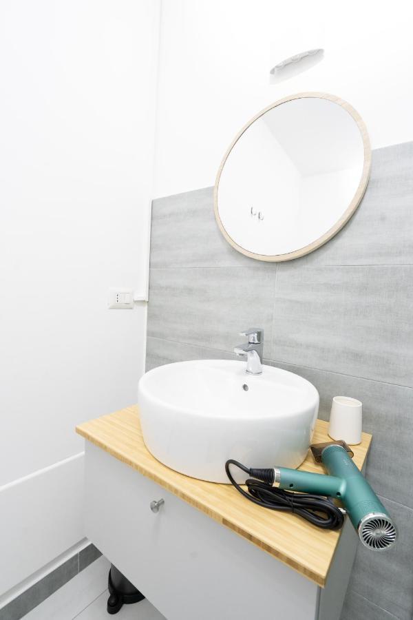 Be Happy Rooms Катания Экстерьер фото